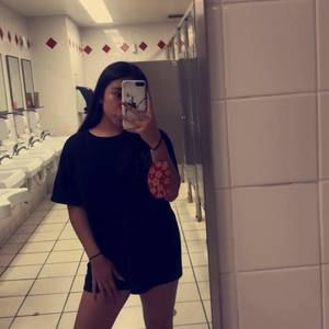 Meet your Posher, Janey